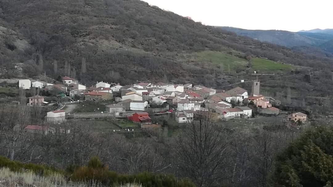 Casa Rural Las Canales Zapardiel de la Ribera Luaran gambar