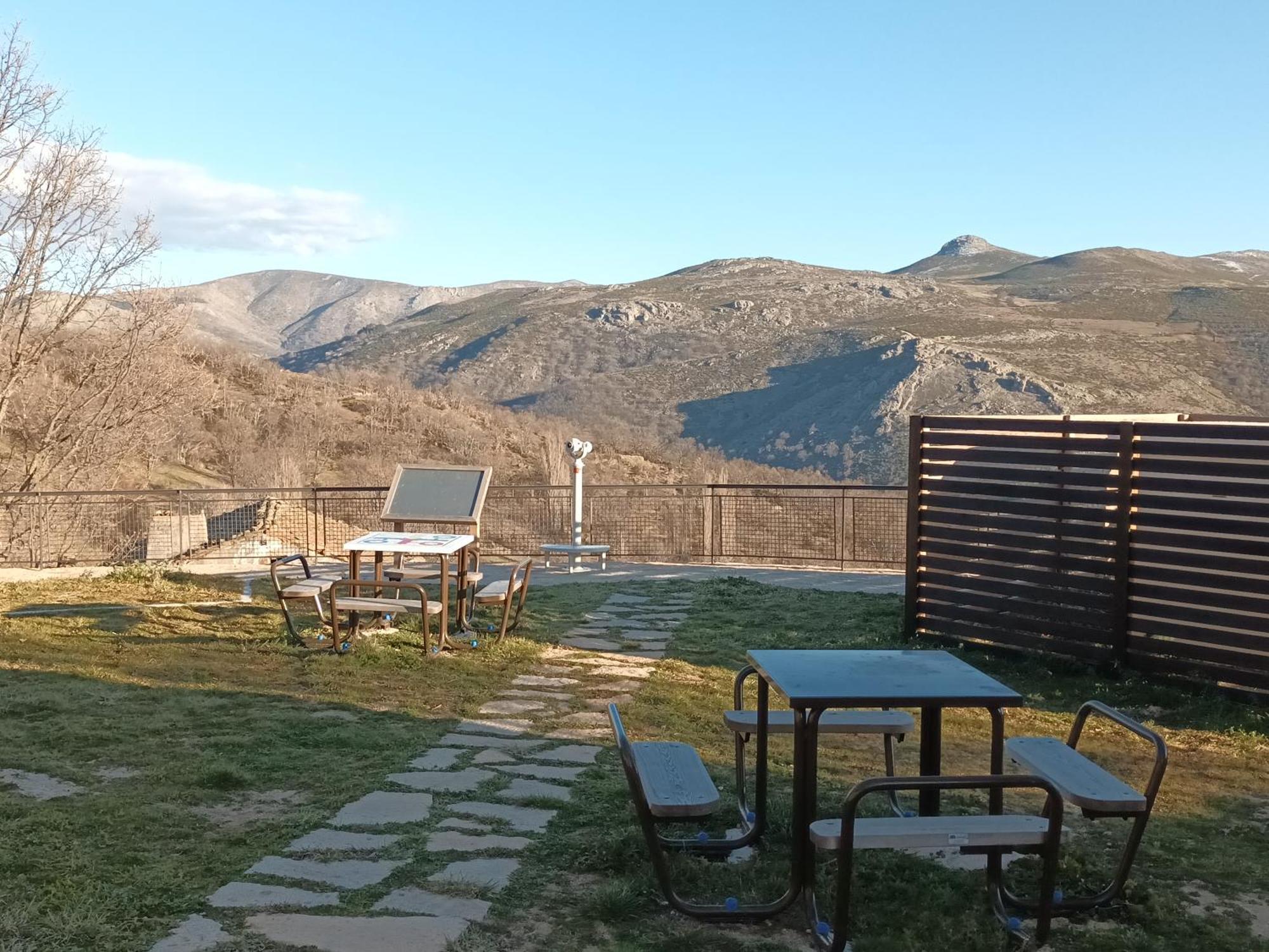 Casa Rural Las Canales Zapardiel de la Ribera Luaran gambar